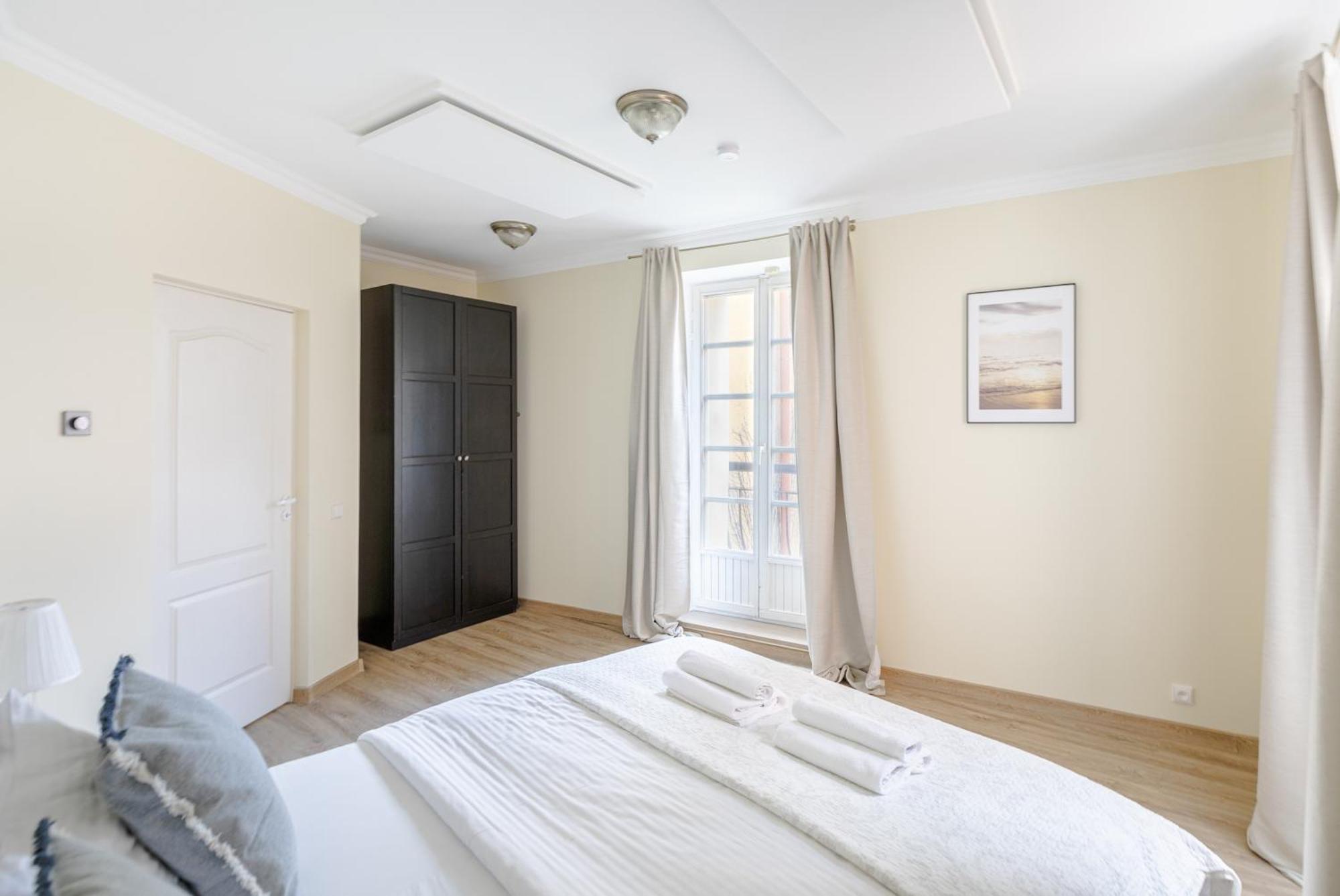 Classic In The Prestigious Stikliu Str By Reside Baltic * Vilnius